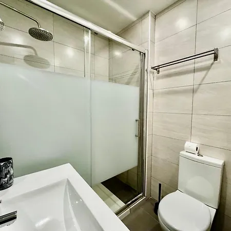 O Mar A Dois Minutos * Praia Da Luz