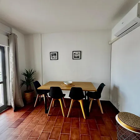 O Mar A Dois Minutos *